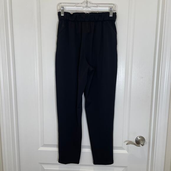Lululemon Keep Moving Pant 7/8 High Rise Black Relaxed Fit Travel Tapered 6 - Picture 5 of 6